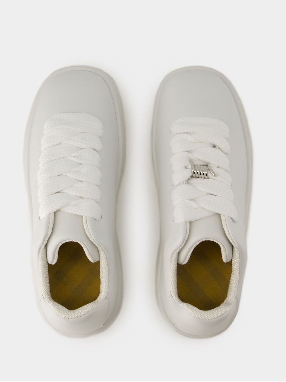 Burberry White Box Sneakers 42